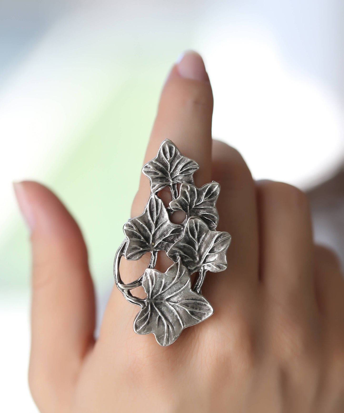 Antique Style Silver Flower Ring