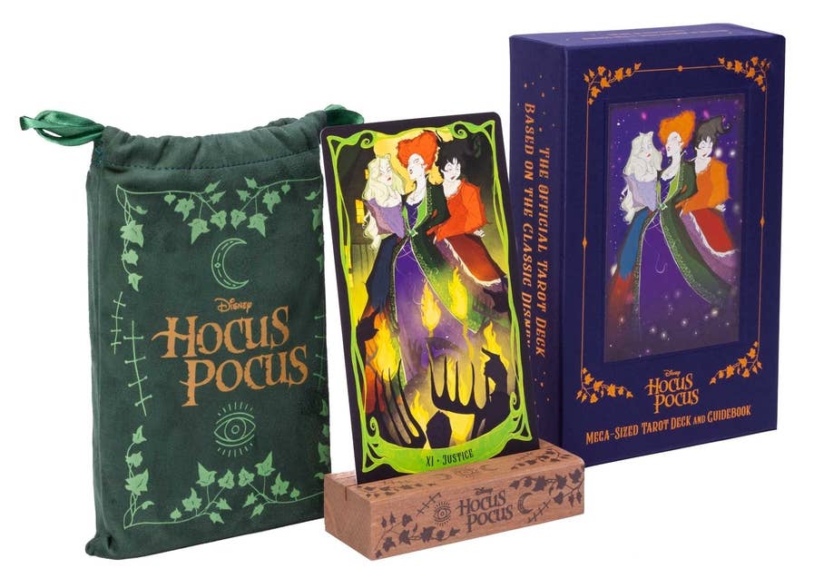 Mega-Sized Tarot: Hocus Pocus Tarot Deck And Guidebook