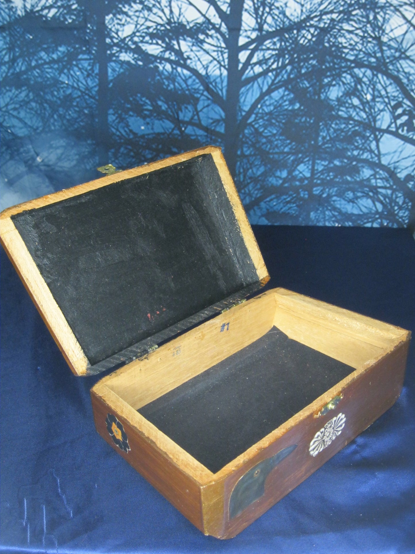 Tarot Trinket Box - Wooden Bronze Hand-Painted Victorian Dandies