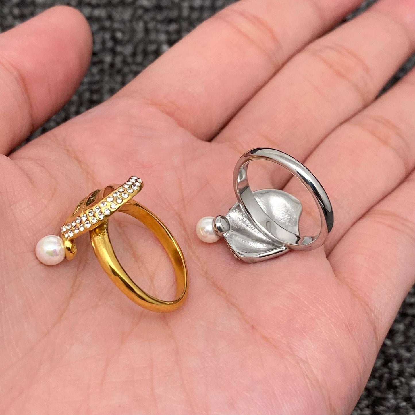 18K Gold Plated Inlaid Cubic Zirconia & Pearl Scallop Ring