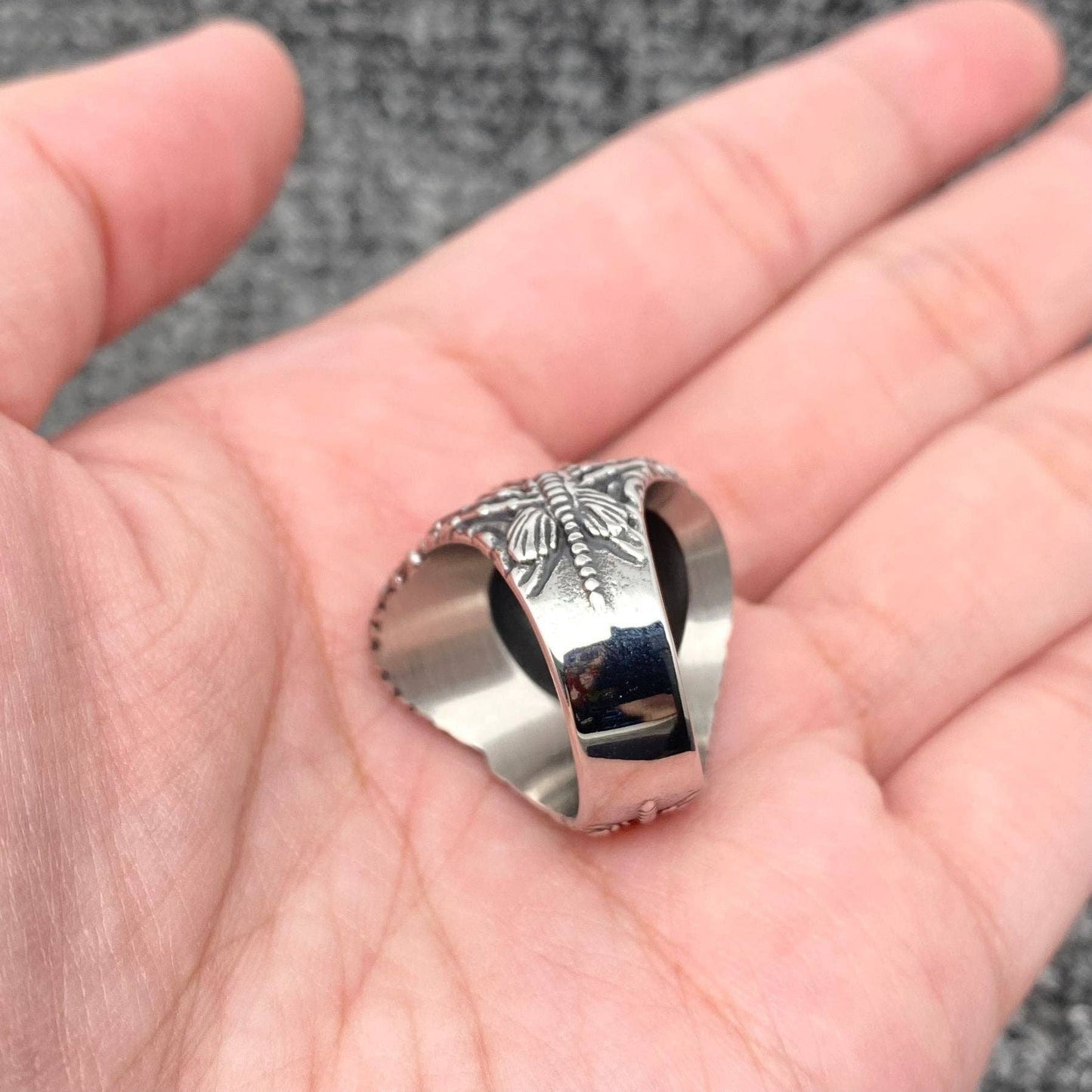 Giger Alien Ring ☆ Stainless Steel