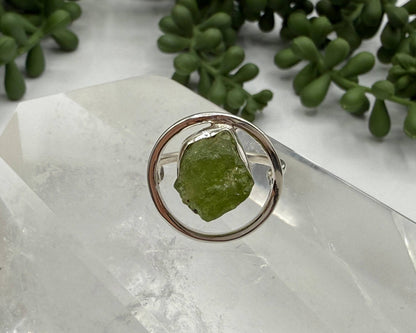 Peridiot Rough Gemstone 925 Sterling Silver Ring