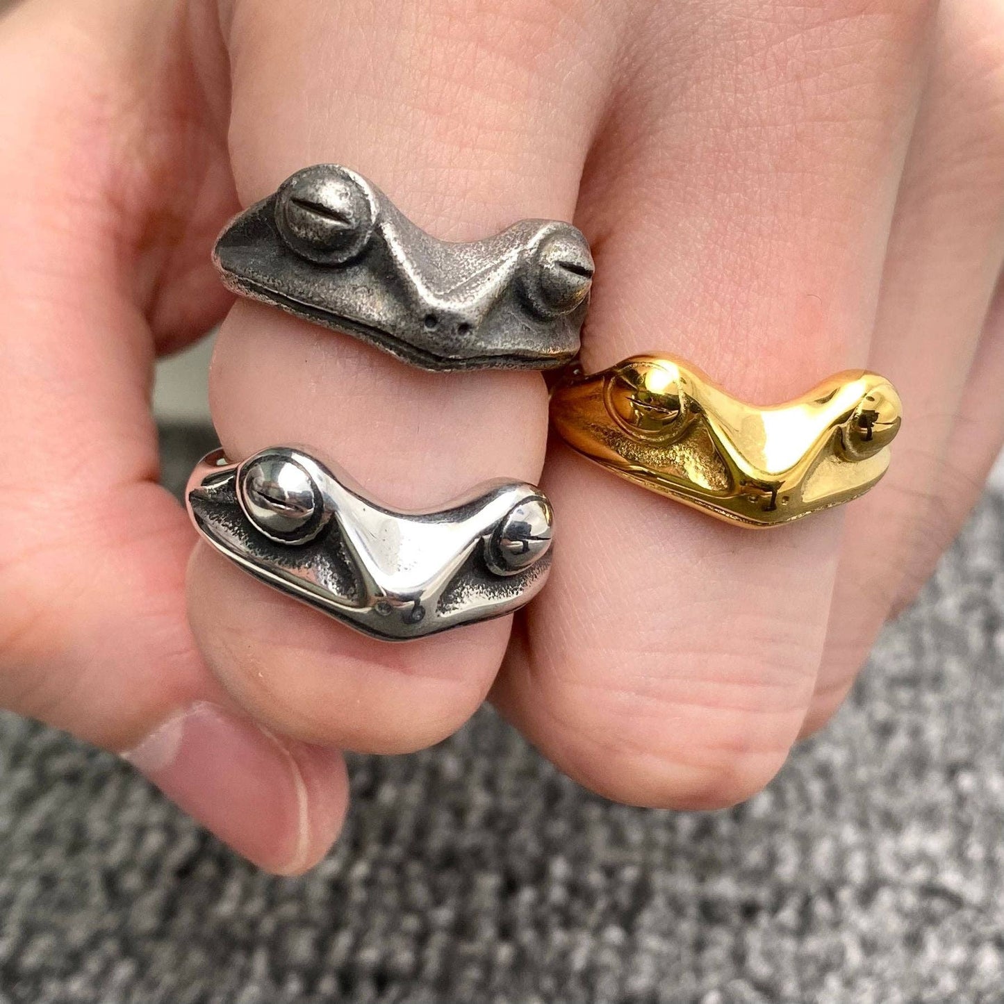 Frog Ring ☆ Resist!