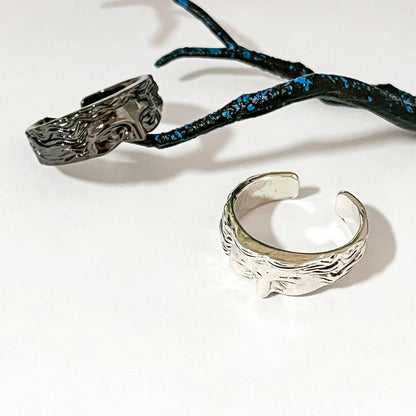 Venus Half-Face Adjustable Art Ring