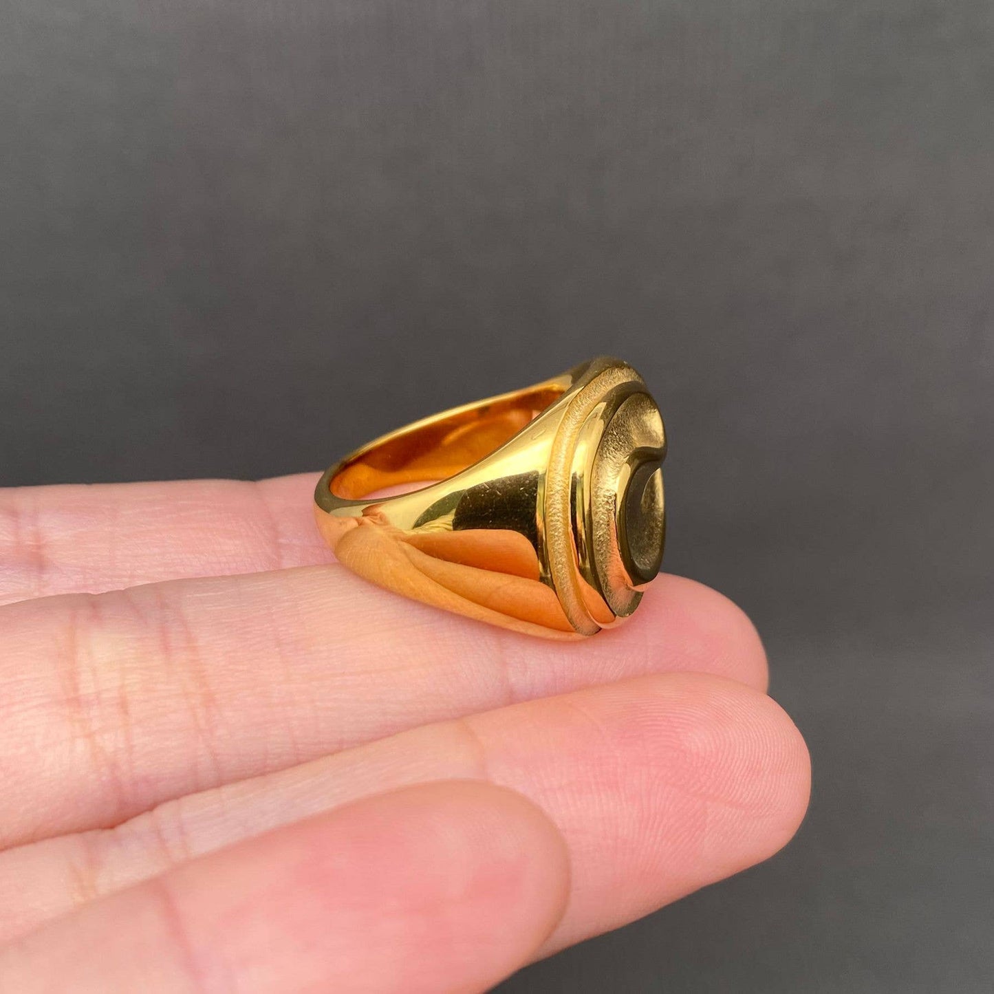 Butter Swirl ☆ 18K Gold Plated Stainless Steel Ring