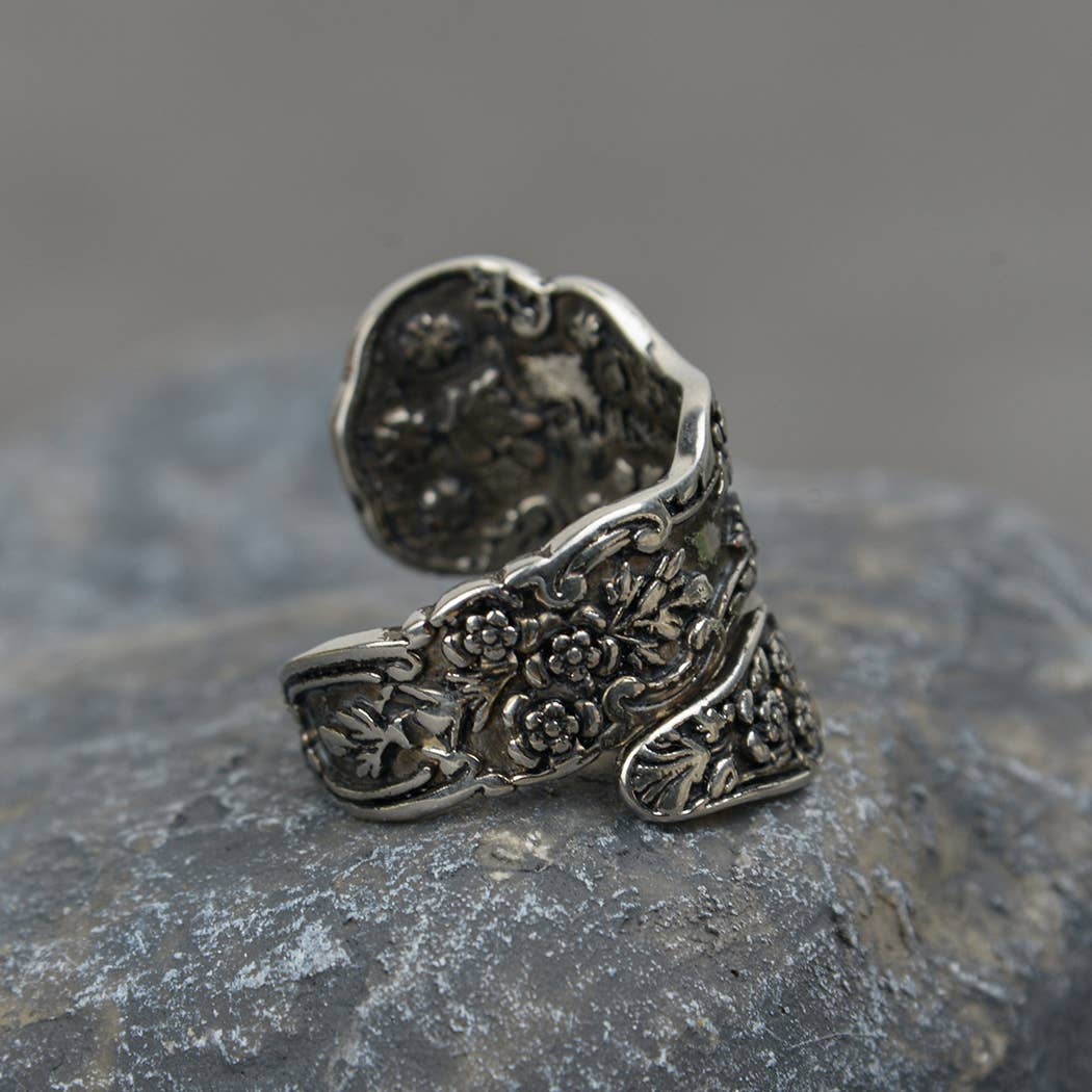 Dark Flower Spoon Ring