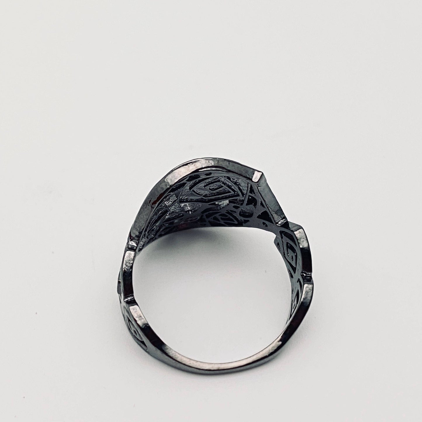 Thorn Rose Enamel Flower Ring