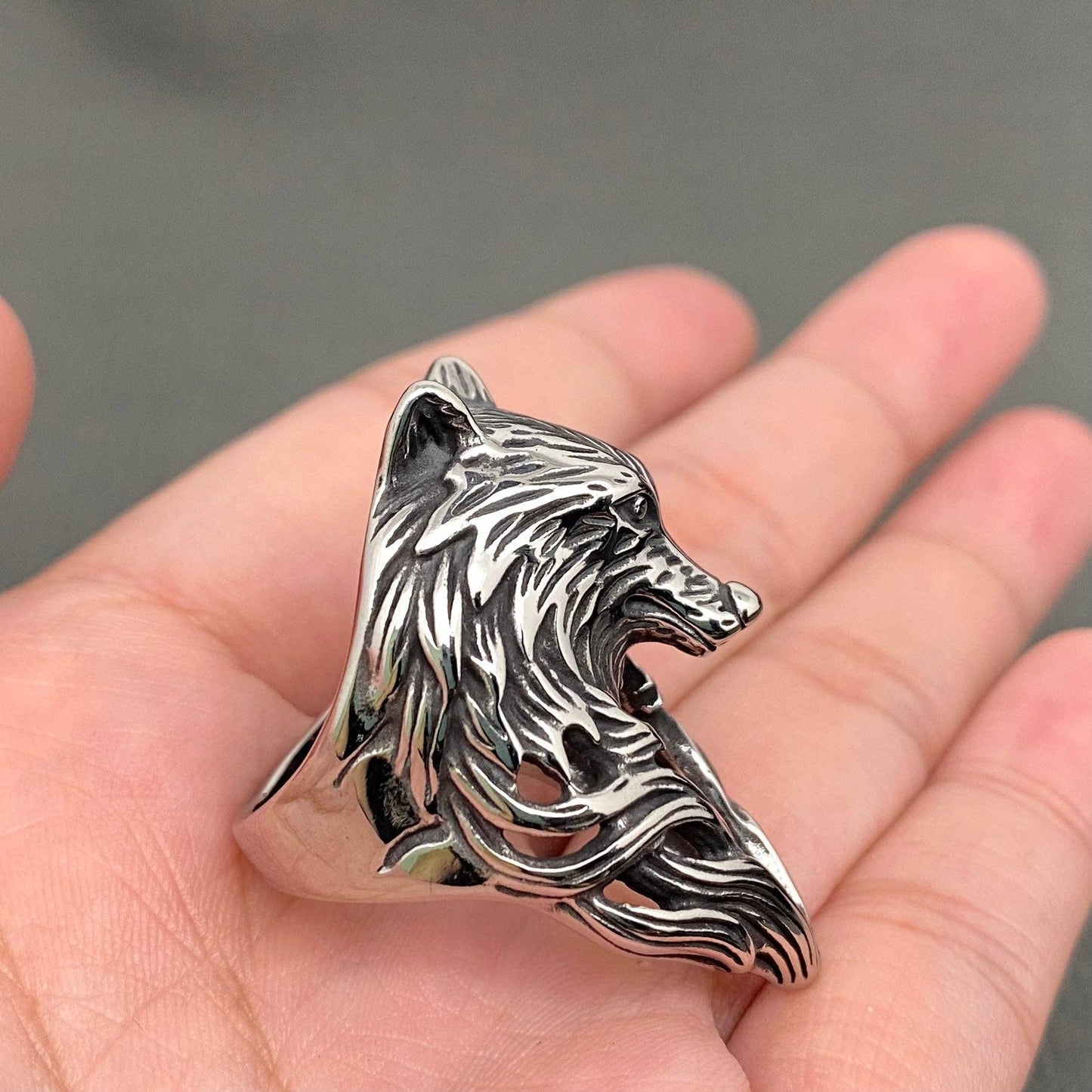 Stainless Steel Hollow Wolf Head Ring