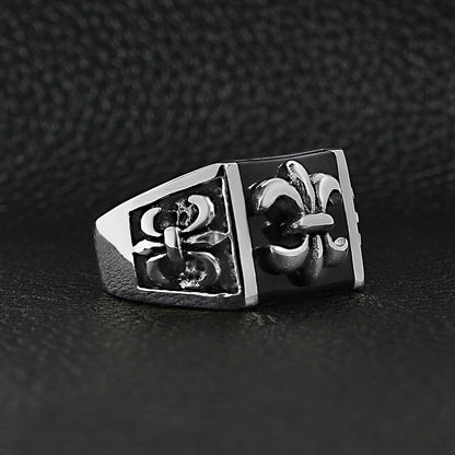 Black Fleur De Lis Signet Ring ☆ Stainless Steel