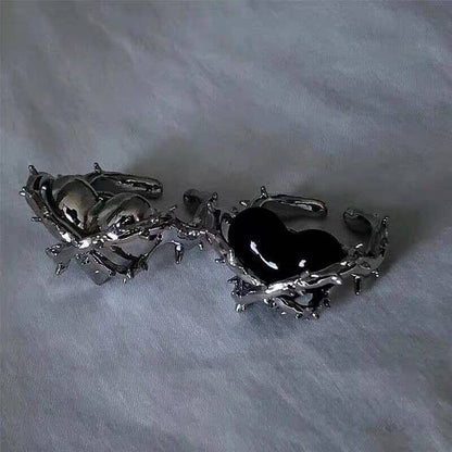 Thorns Black Heart Metal Open Ring