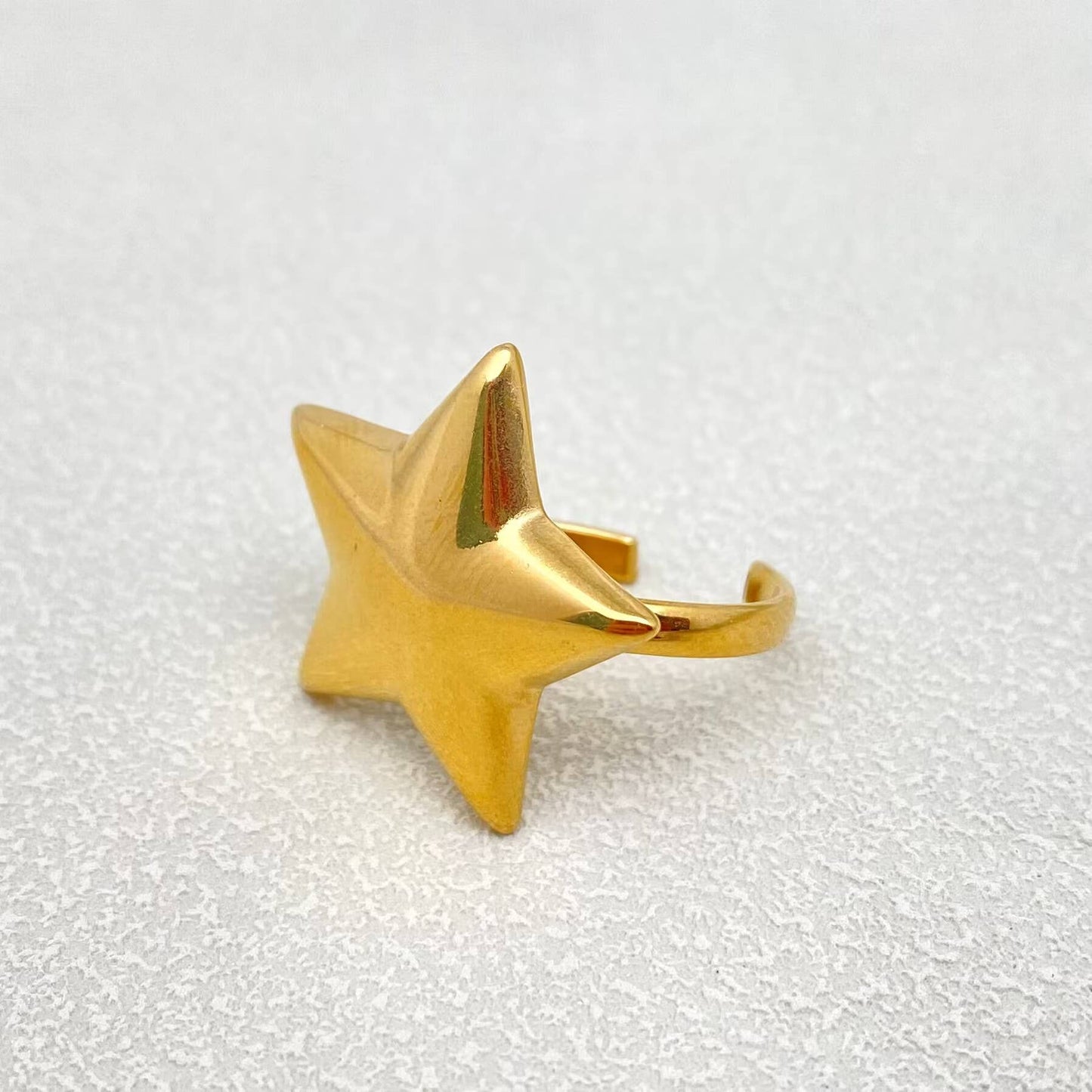 Glossy Star 18K Gold Adjustable Ring
