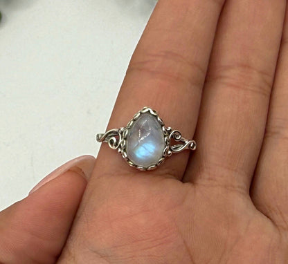 Rainbow Moonstone Gemstone 925 Sterling Silver Ring