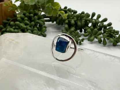 Blue Apatite Rough Gemstone 925/Sterling Silver Ring