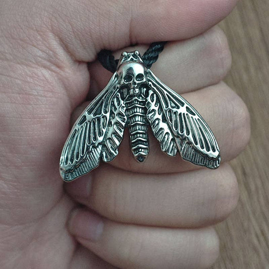 Vintage Gothic Skull Moth Pendant Necklace with Chain
