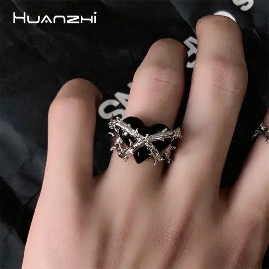 Thorns Black Heart Metal Open Ring