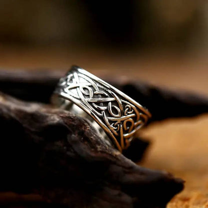 Vulpine☆ Fox Celtic Knot Ring