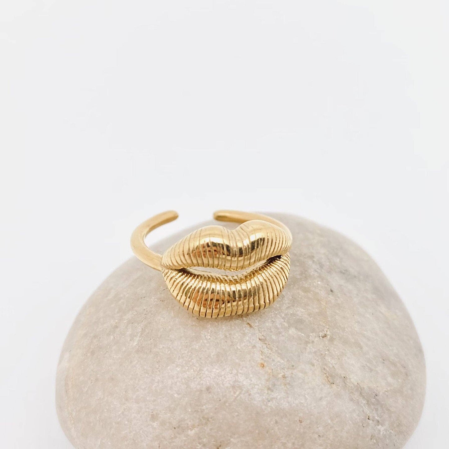 Lips 18K Gold Plated Stainless Steel Ring