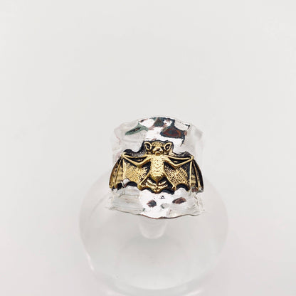 Retro Brass Embossed Leaf Ring