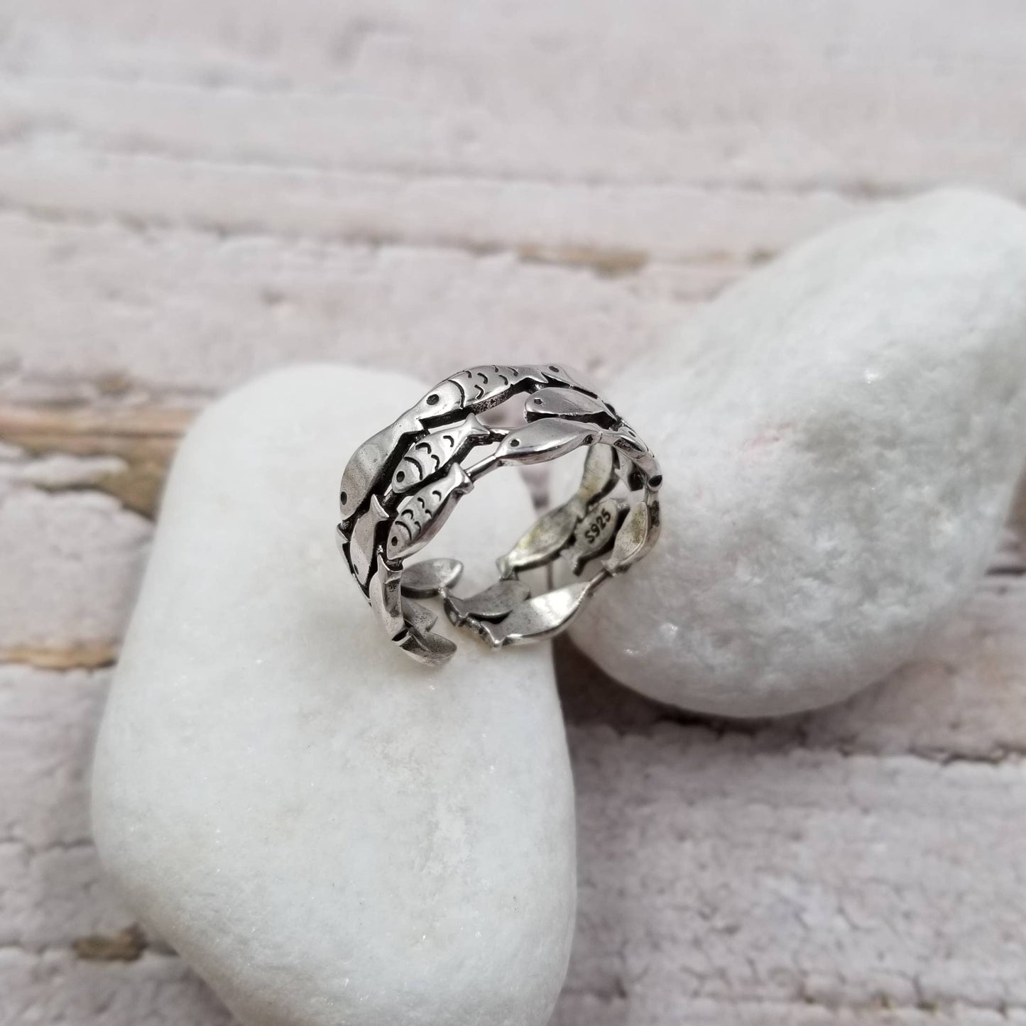 Adjustable Little Fish Ring