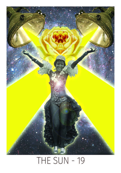 The Rosebud Tarot: 78 Cards & 96 Pg Full-Color Guidebook