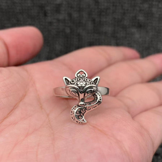 Hollowed Fox Adjustable Ring