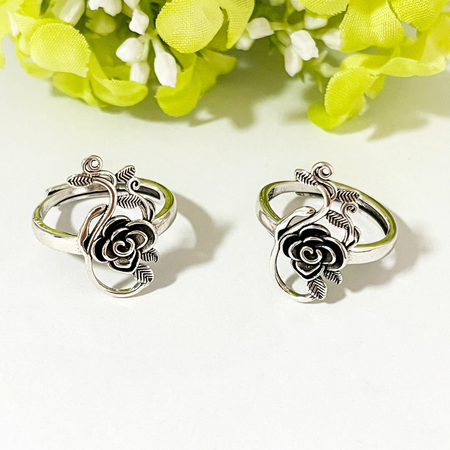 Vintage Hollow Rose Floral Adjustable Ring