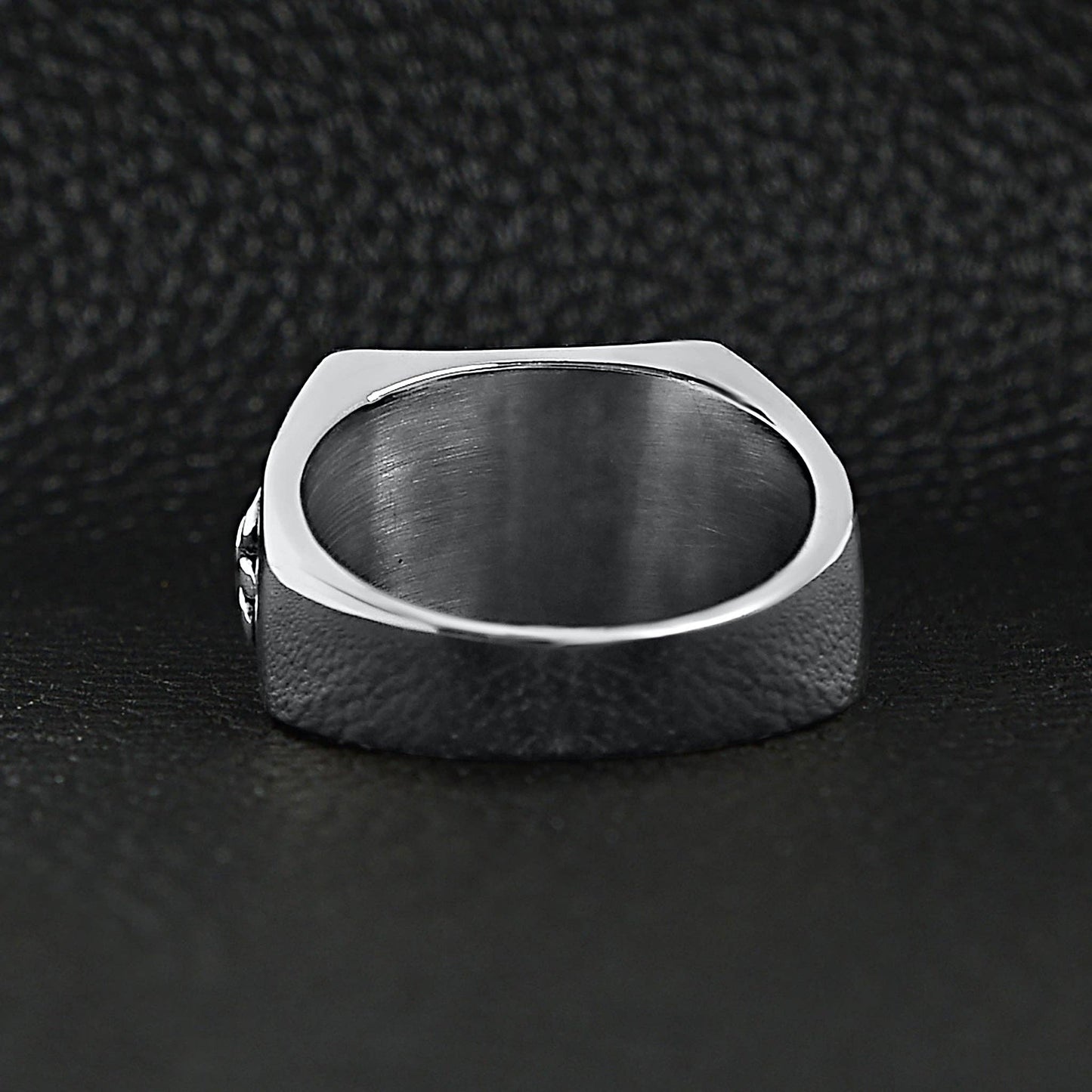 Black Fleur De Lis Signet Ring ☆ Stainless Steel