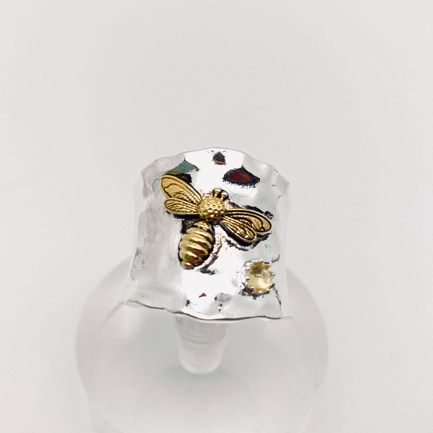 Retro Brass Embossed Leaf Ring