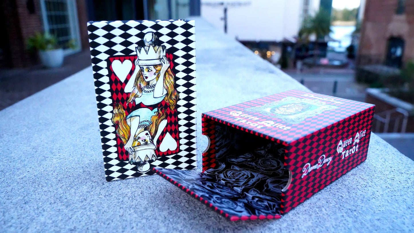 Dame Darcy Queen Alice Tarot Silver Edition