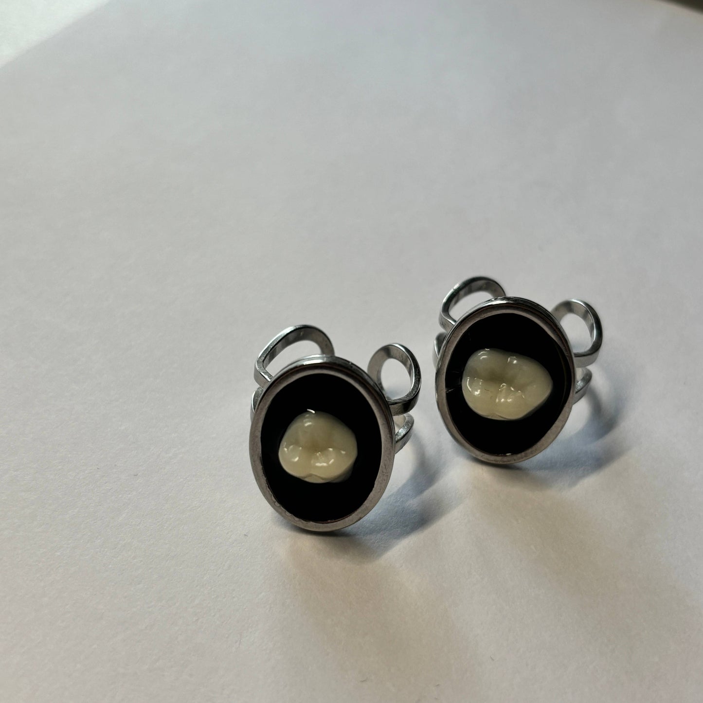 Oddity Ring 🦷 Resin Human Tooth Molar 