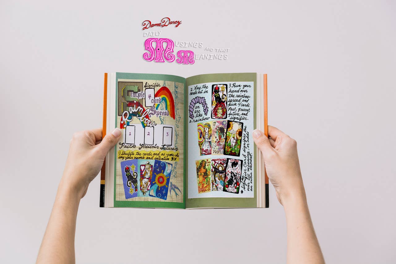 Dame Darcy's DAILY MUSINGS & TAROT MEANINGS Second Edition