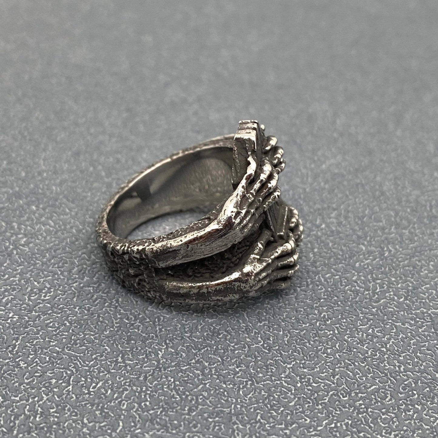 Stainless Steel Skeleton Hand Coffin Ring