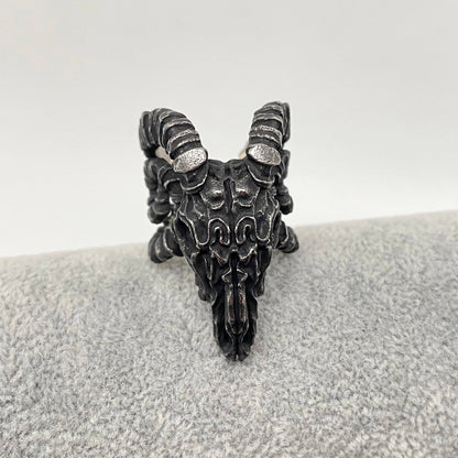 Blackening Dall Sheep Head Stainless Steel Skull Ring