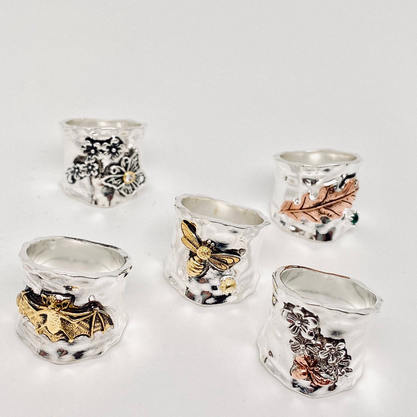 Retro Brass Embossed Leaf Ring