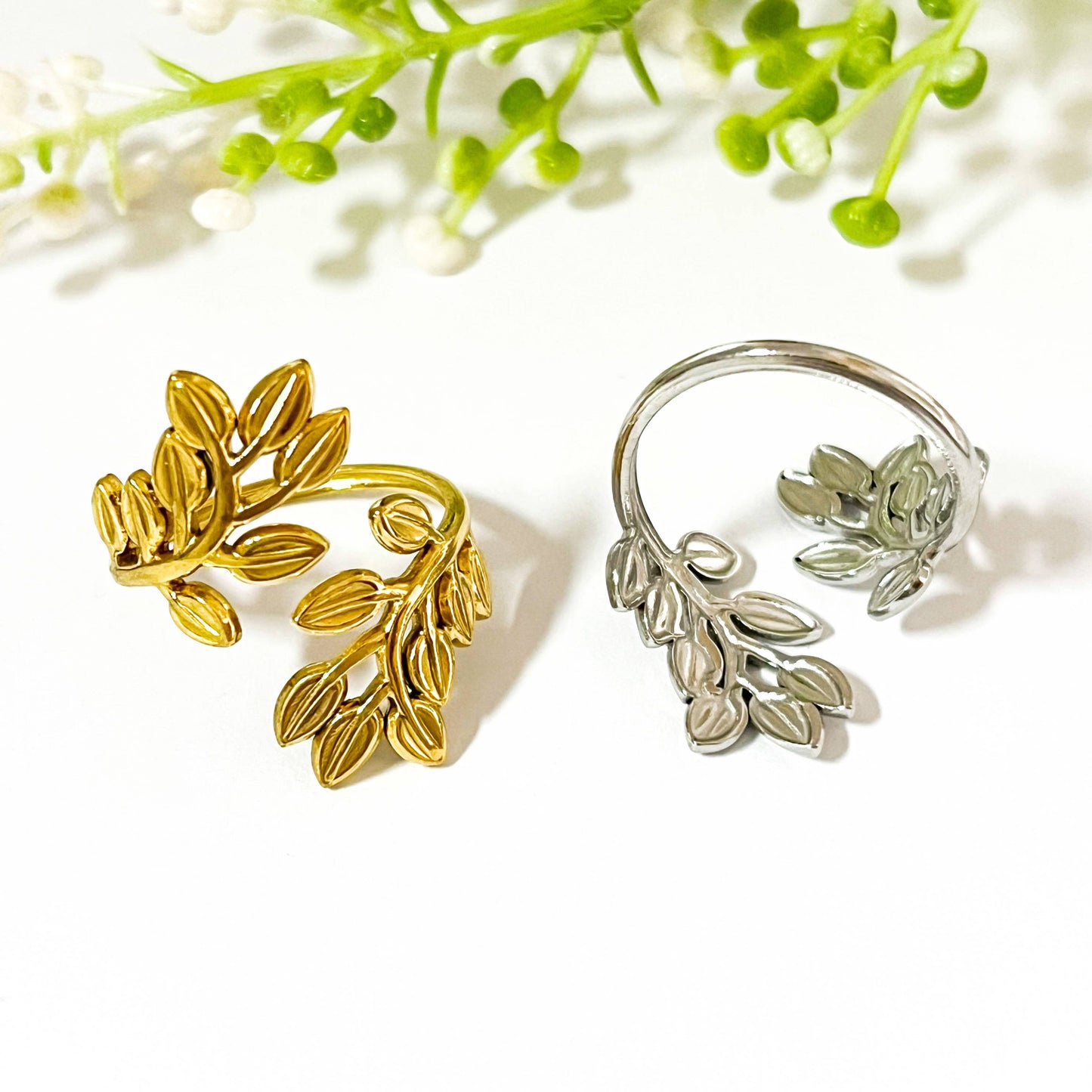 Bold Leaf Adjustable Open Ring