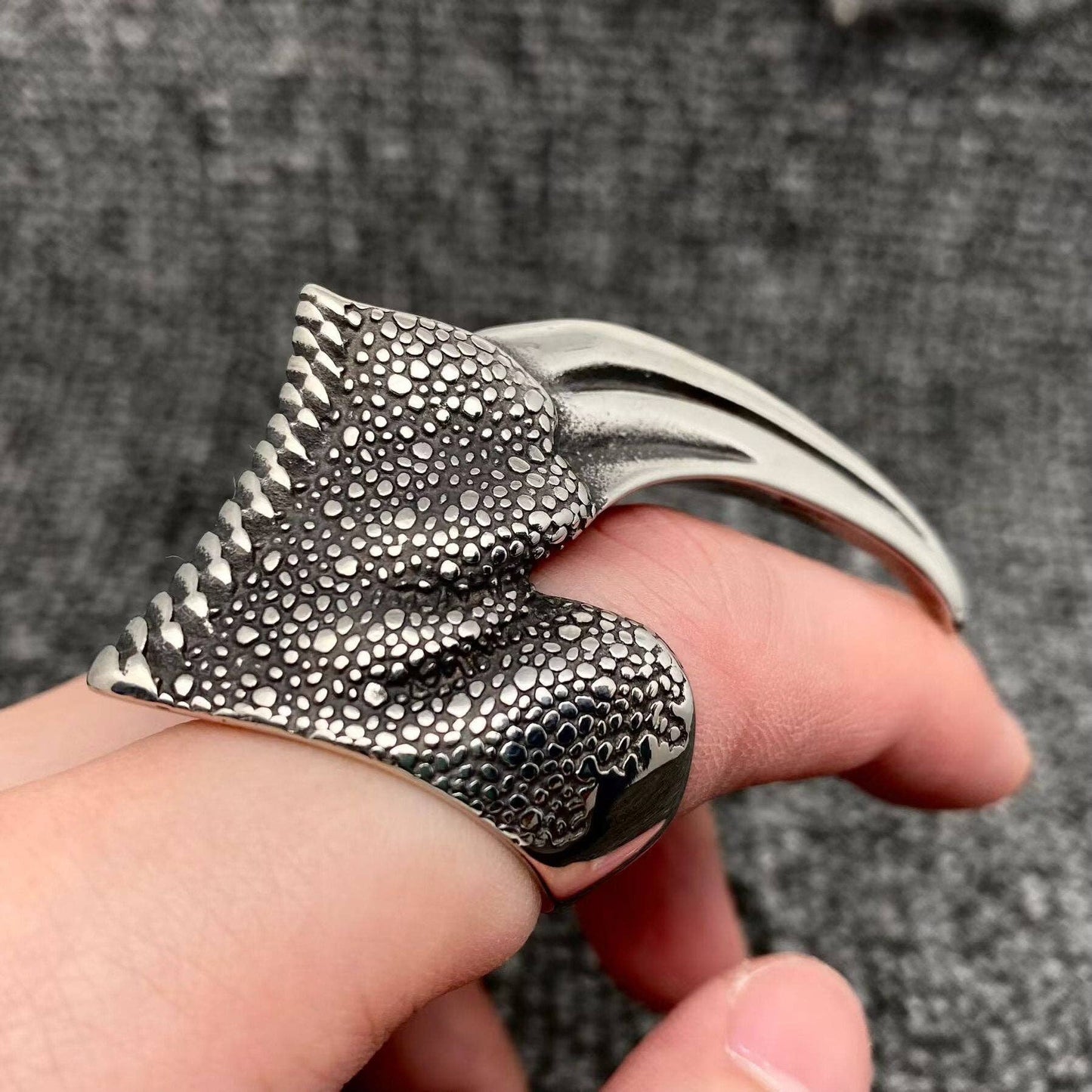 Claw Stainless Steel Big Ring