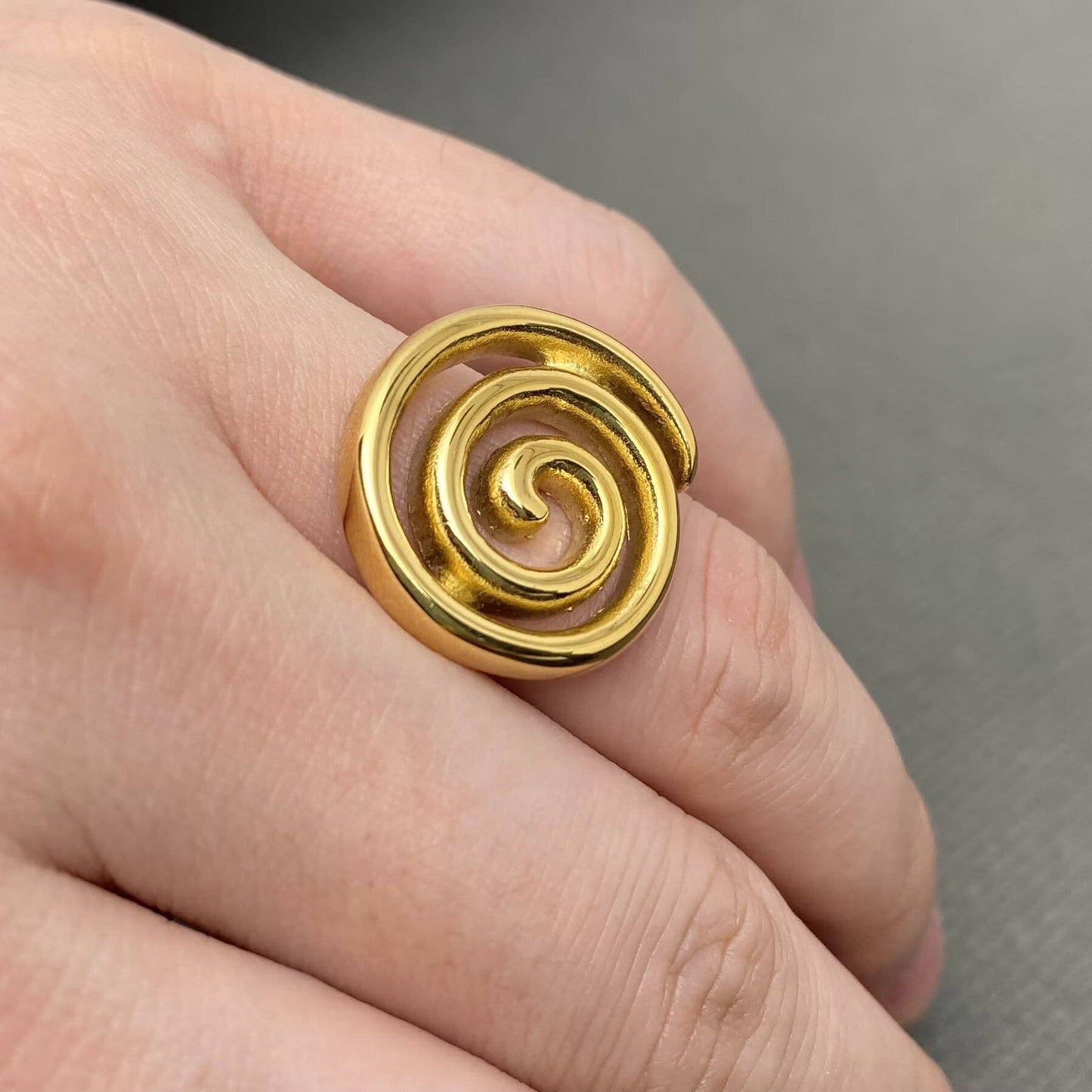 Swirl 18K Gold Plated Stainless Steel Ring