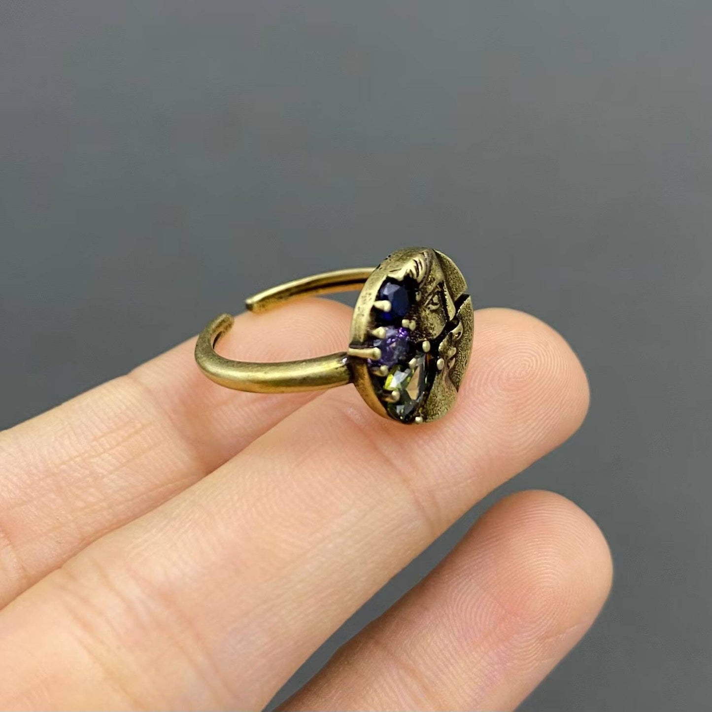 Cubic Zirconia Janus Face Bronze Portrait ◇ Adjustable Ring