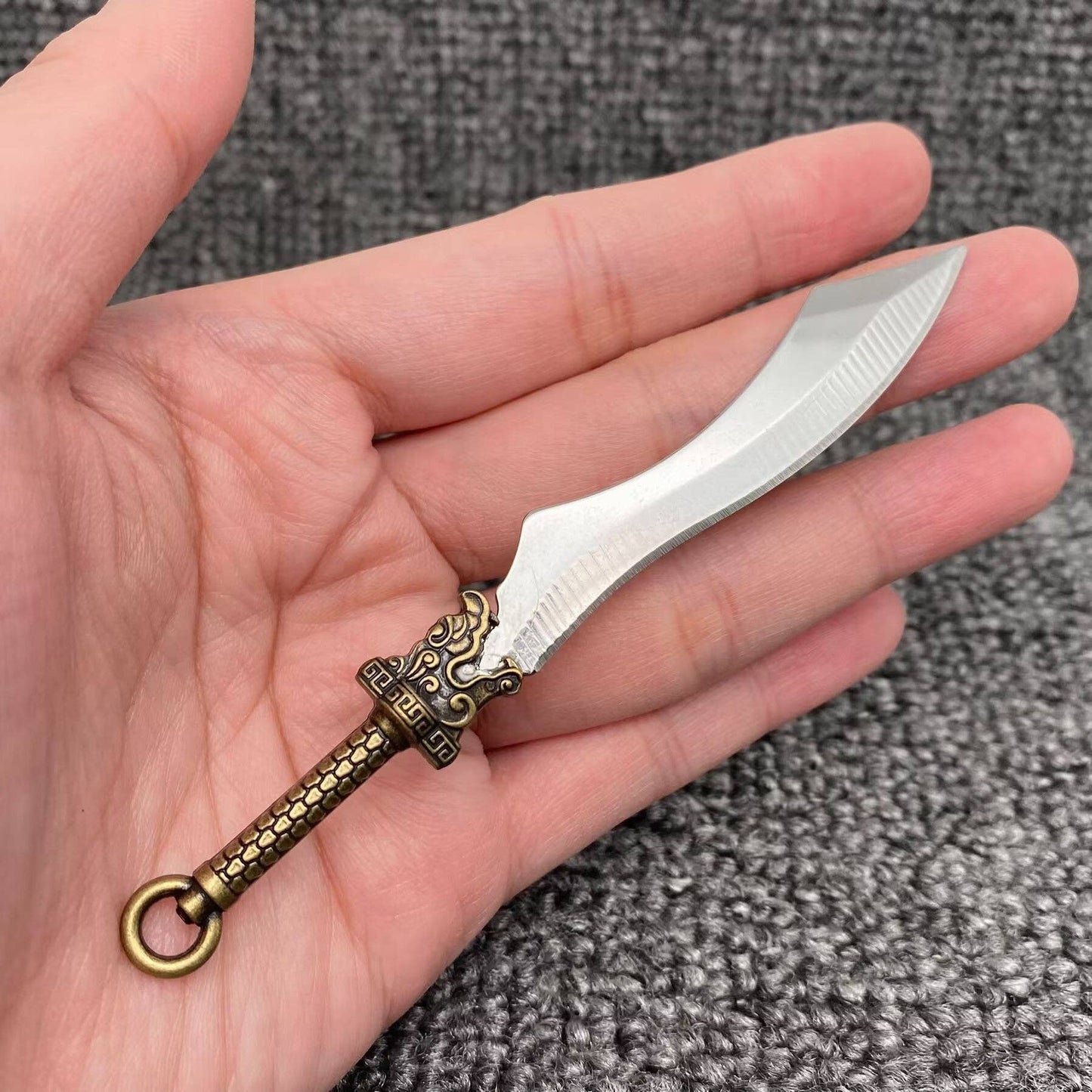 Dragon Head Mini Portable Stainless Steel Knife with Sheath Cover