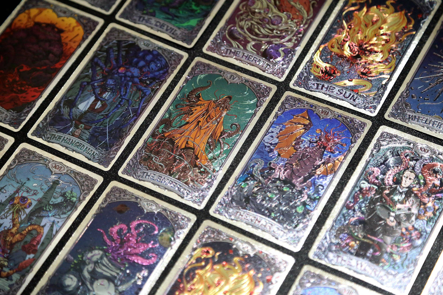 Cthulhu Mythos Comicology (Old Whispers) Tarot