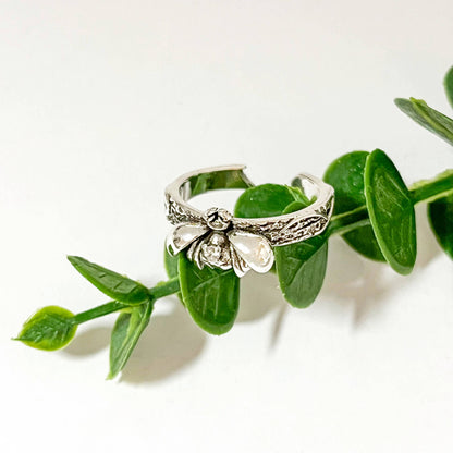 Vintage Creative Bee Ring – Adjustable Open Band