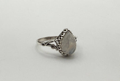 Rainbow Moonstone Gemstone 925 Sterling Silver Ring