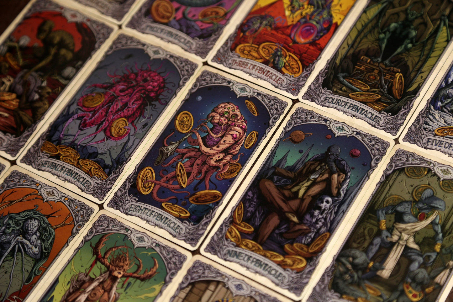 Cthulhu Mythos Comicology (Old Whispers) Tarot