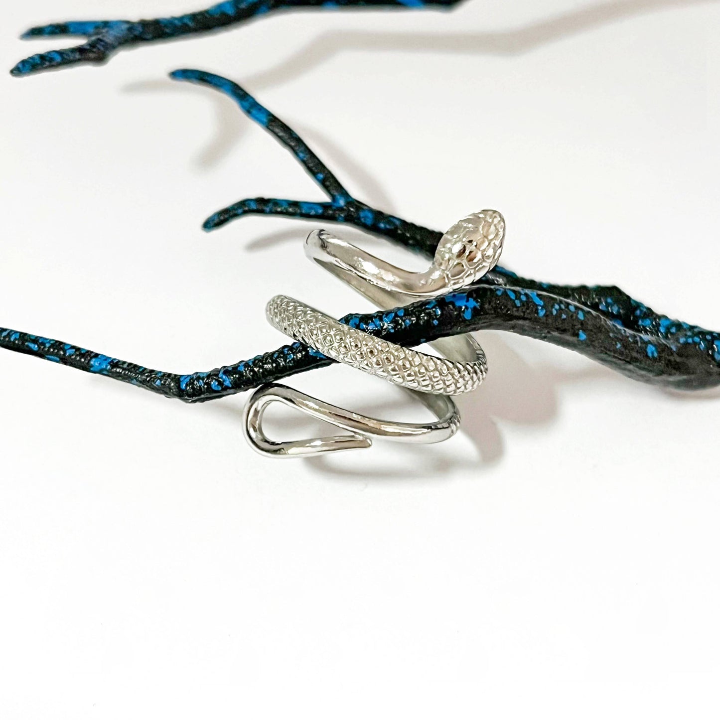 Hollow Snake Adjustable Open Ring