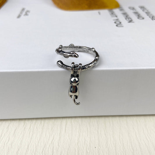 Climbing Cat Ring