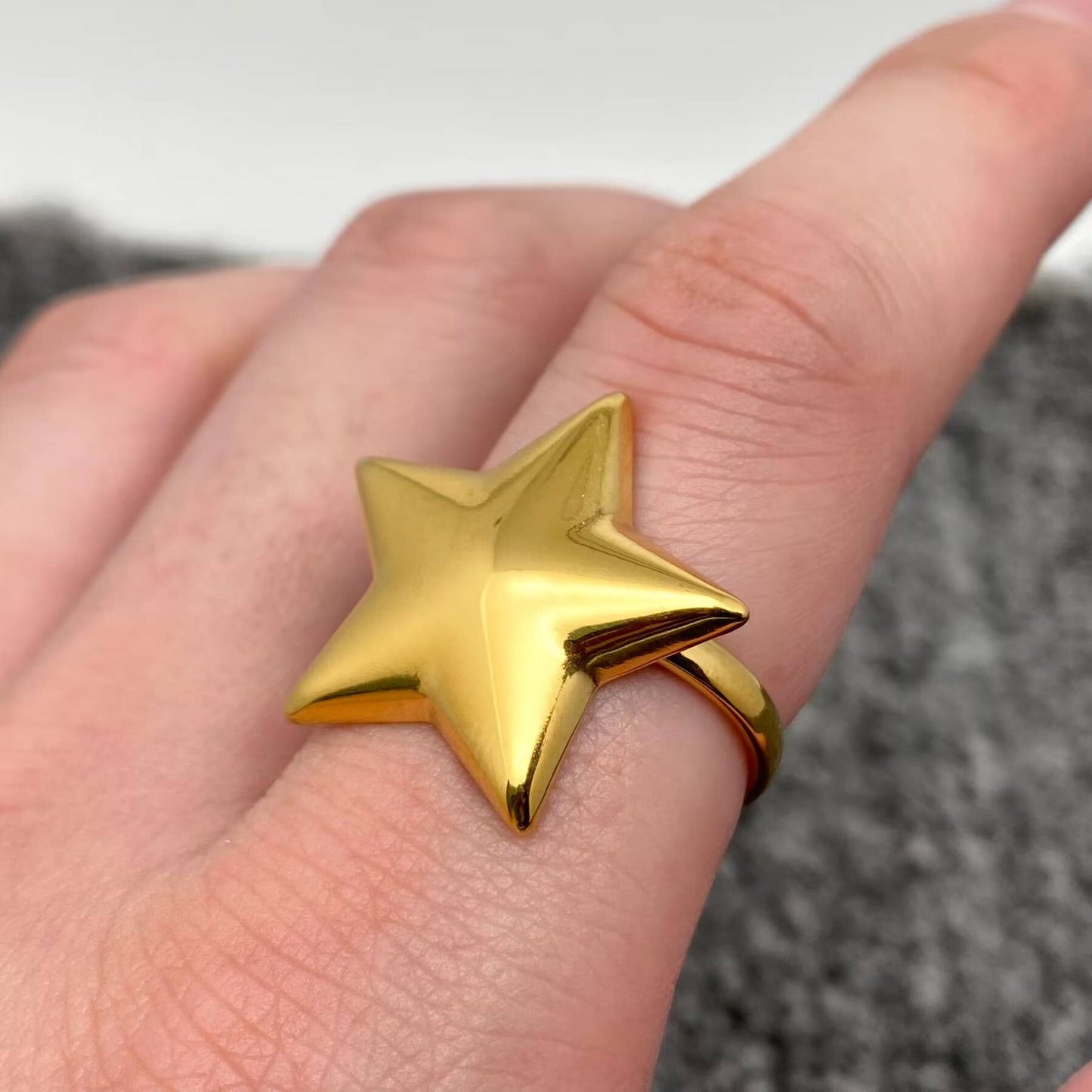Glossy Star 18K Gold Adjustable Ring