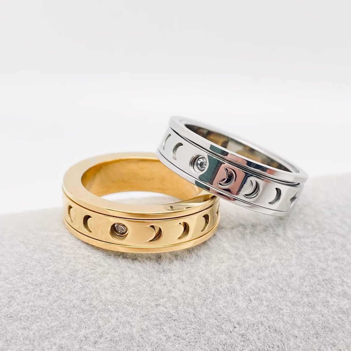 Rotatable "Moon God" 🌛🌕 Gold-Plated Stainless Steel Fidget Ring
