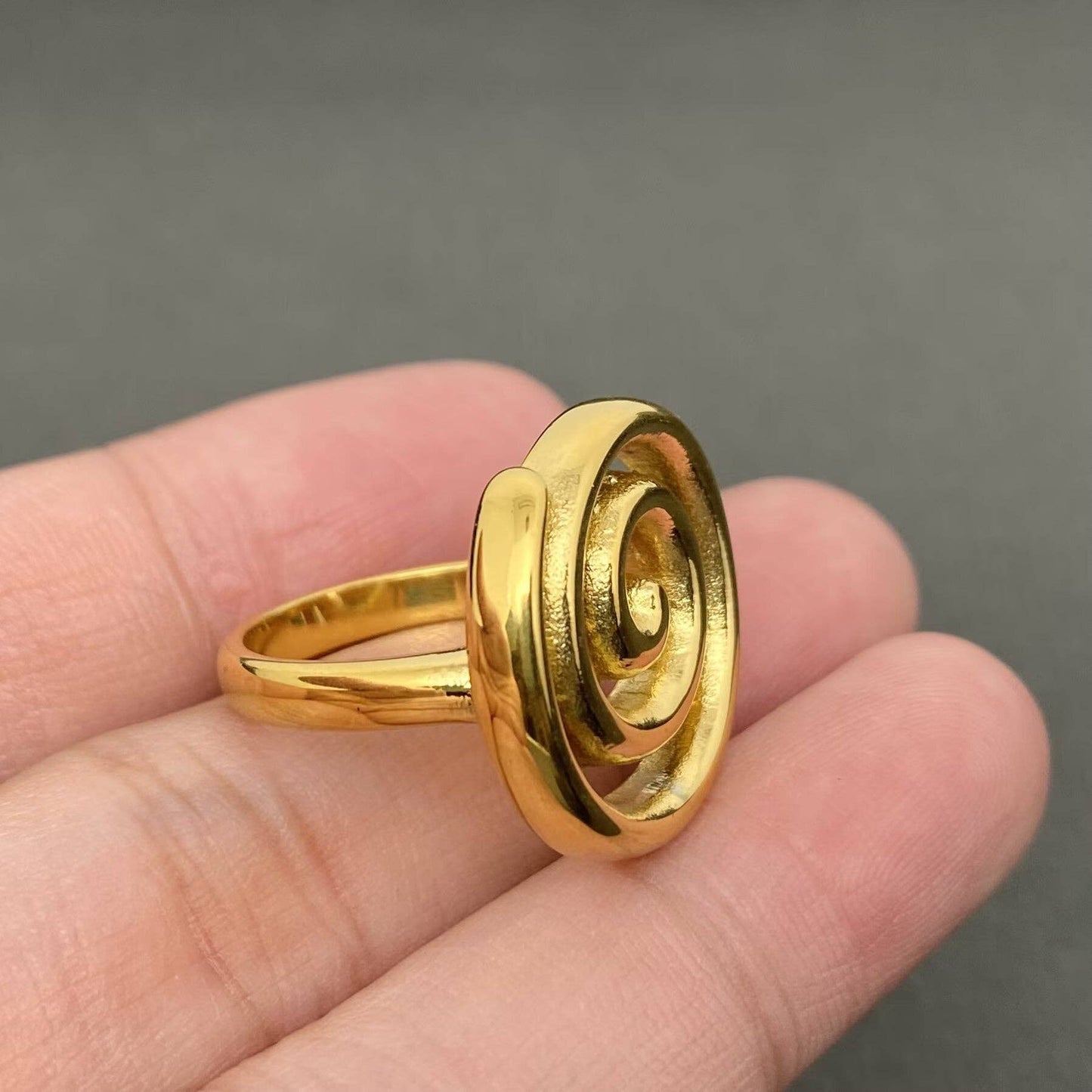 Swirl 18K Gold Plated Stainless Steel Ring