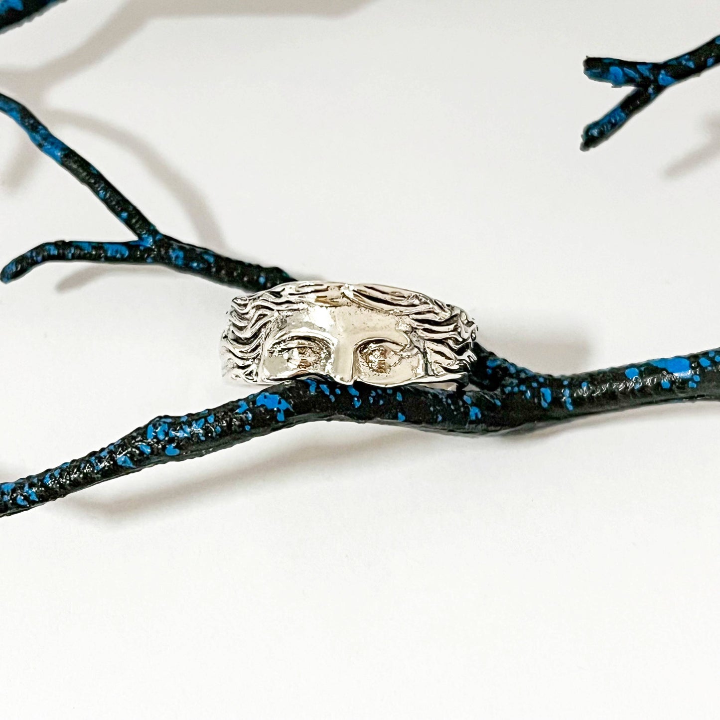 Venus Half-Face Adjustable Art Ring