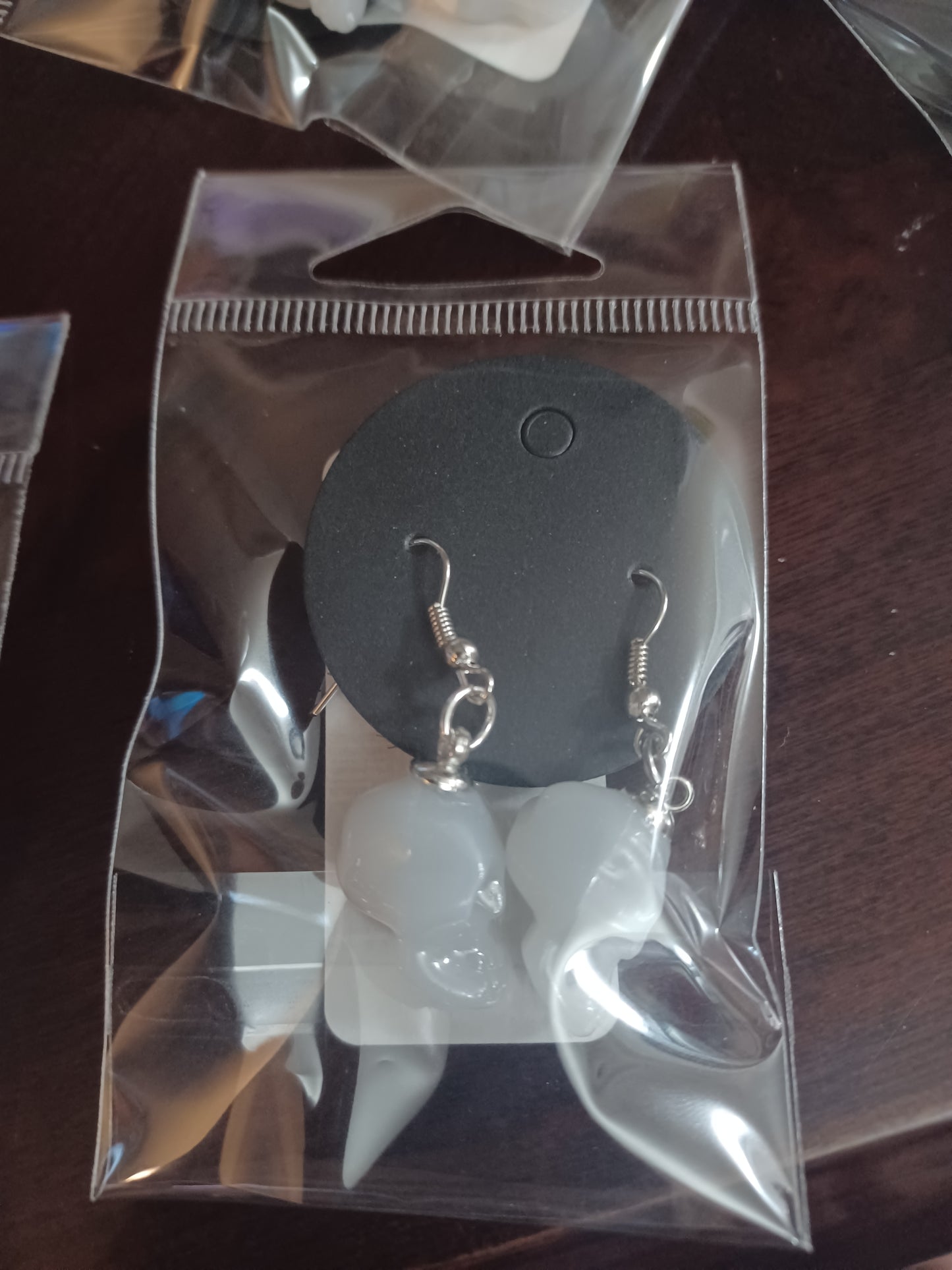 Glow In the Dark Earrings - Skulls
